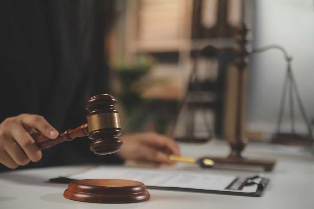Tort Reform Emerges as Flashpoint in Parliamentary Inquiry-into-Small-Business-Insurance